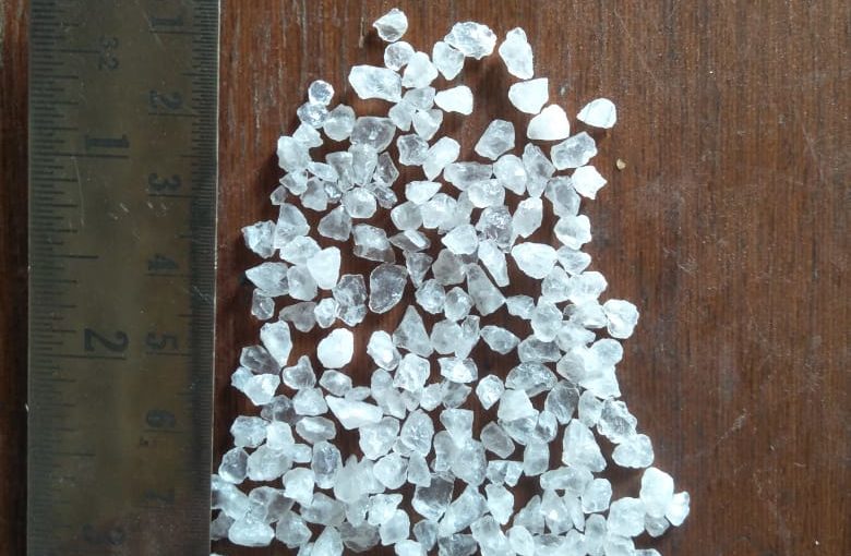 What are the uses of Quartz Powder?